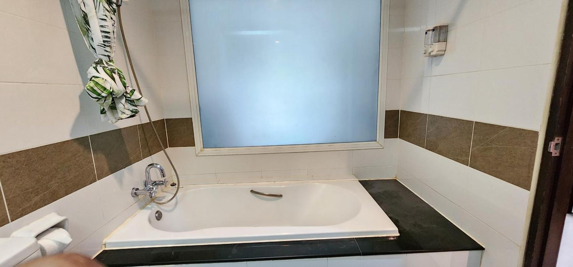 Hotel D C Patong Zewnętrze zdjęcie